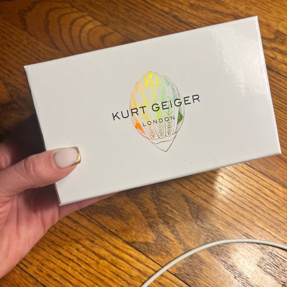 LOW START ✨NIB w/tag. Kurt Geiger Brixton Quilted Black leather Wristlet. - Picture 11 of 12